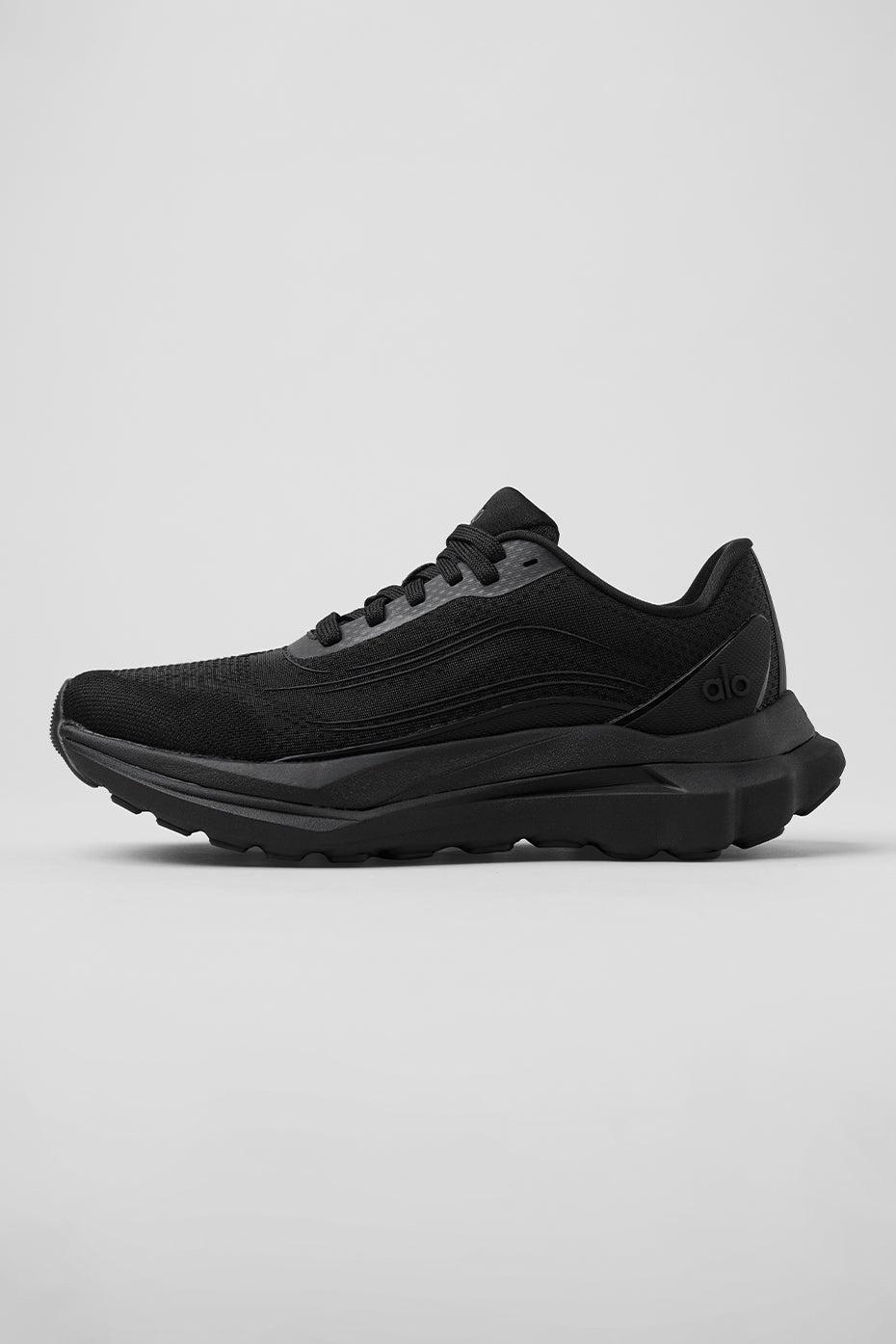 Alo Runner - Black/Black Product Image