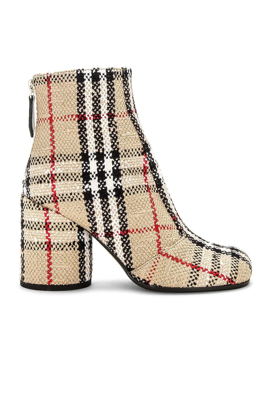 Burberry Anita 85 Low Boot in Archive Beige Check - Beige. Size 36.5 (also in 39). Product Image