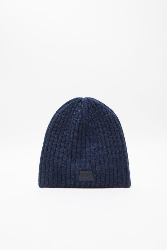 Knitted beanie product image