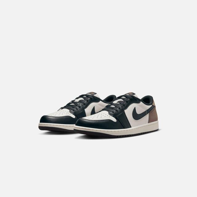 Jordan Air Jordan 1 Low OG - White / Black / Palomino Male Product Image