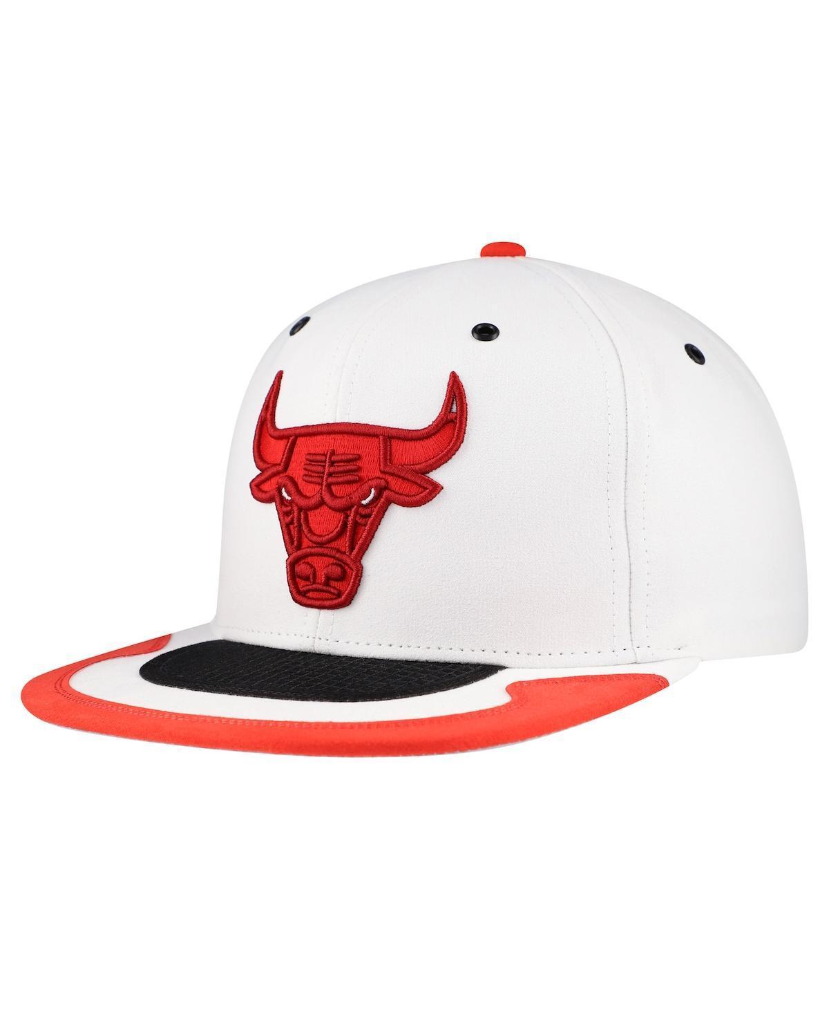 Mens Mitchell & Ness Chicago Bulls Day 4 Snapback Hat Product Image