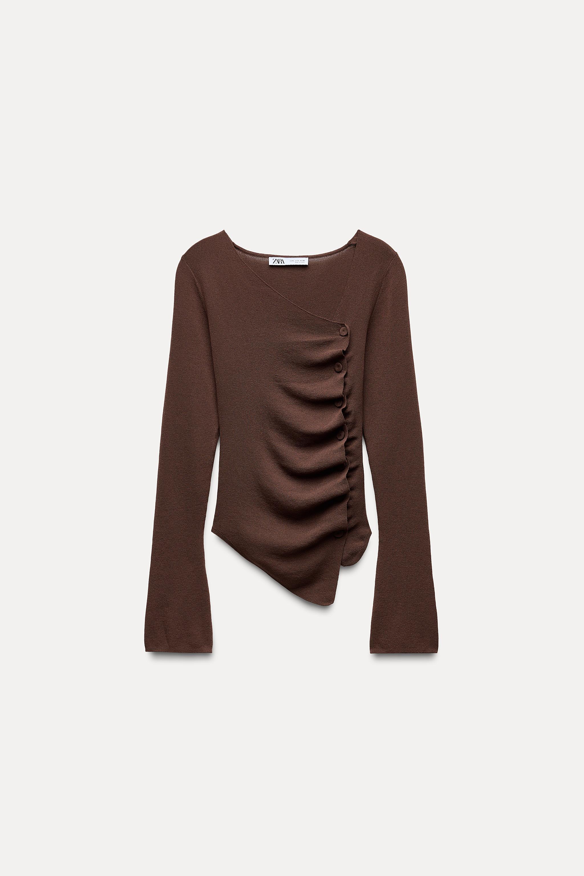 RUCHED KNIT TOP Product Image