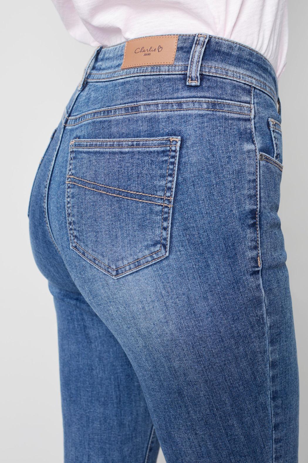 Frayed hem ankle jean Female Product Image