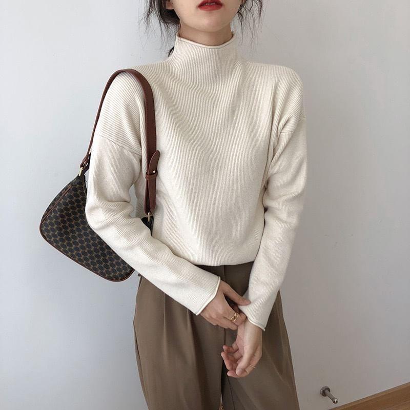 Long-Sleeve Mock Neck Plain Knit Top Product Image