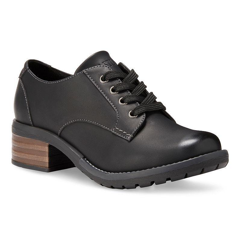 Eastland Trish Womens Oxford Shoes Product Image