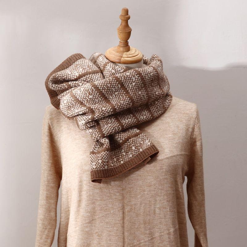 Patterned Knit Scarf Product Image