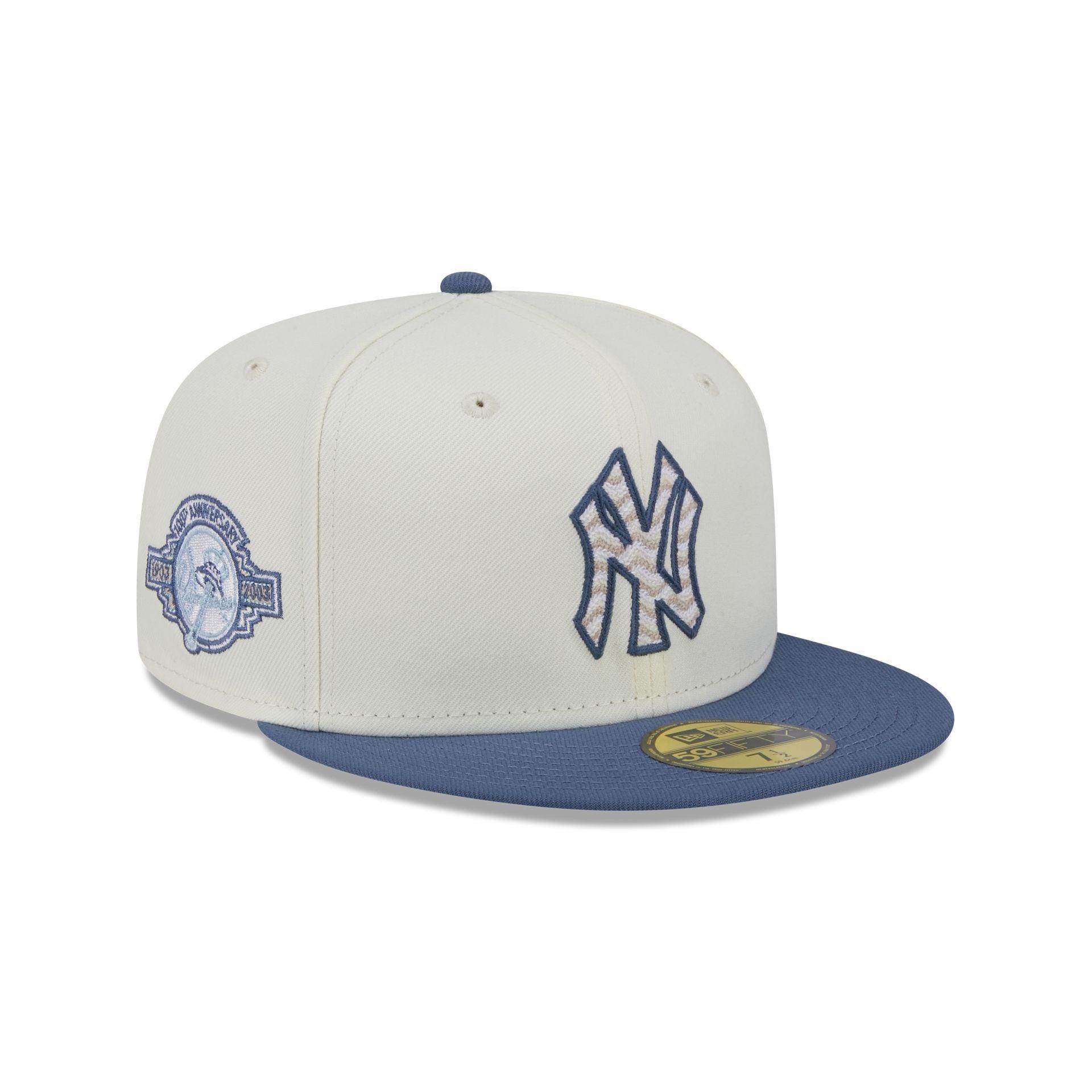 New York Yankees Wavy Chainstitch 59FIFTY Fitted Hat Male Product Image