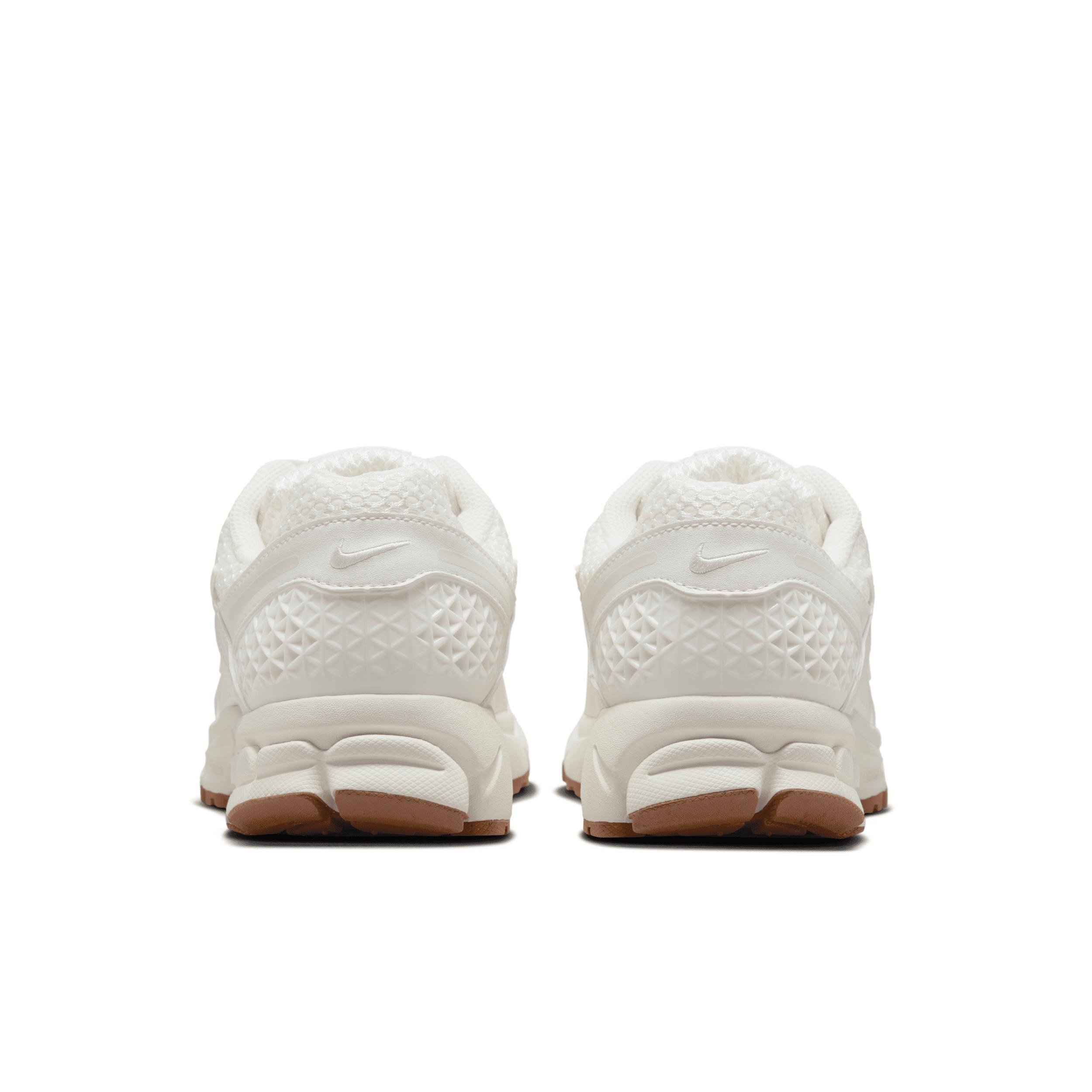 Nike Women's Zoom Vomero 5 Shoes Product Image