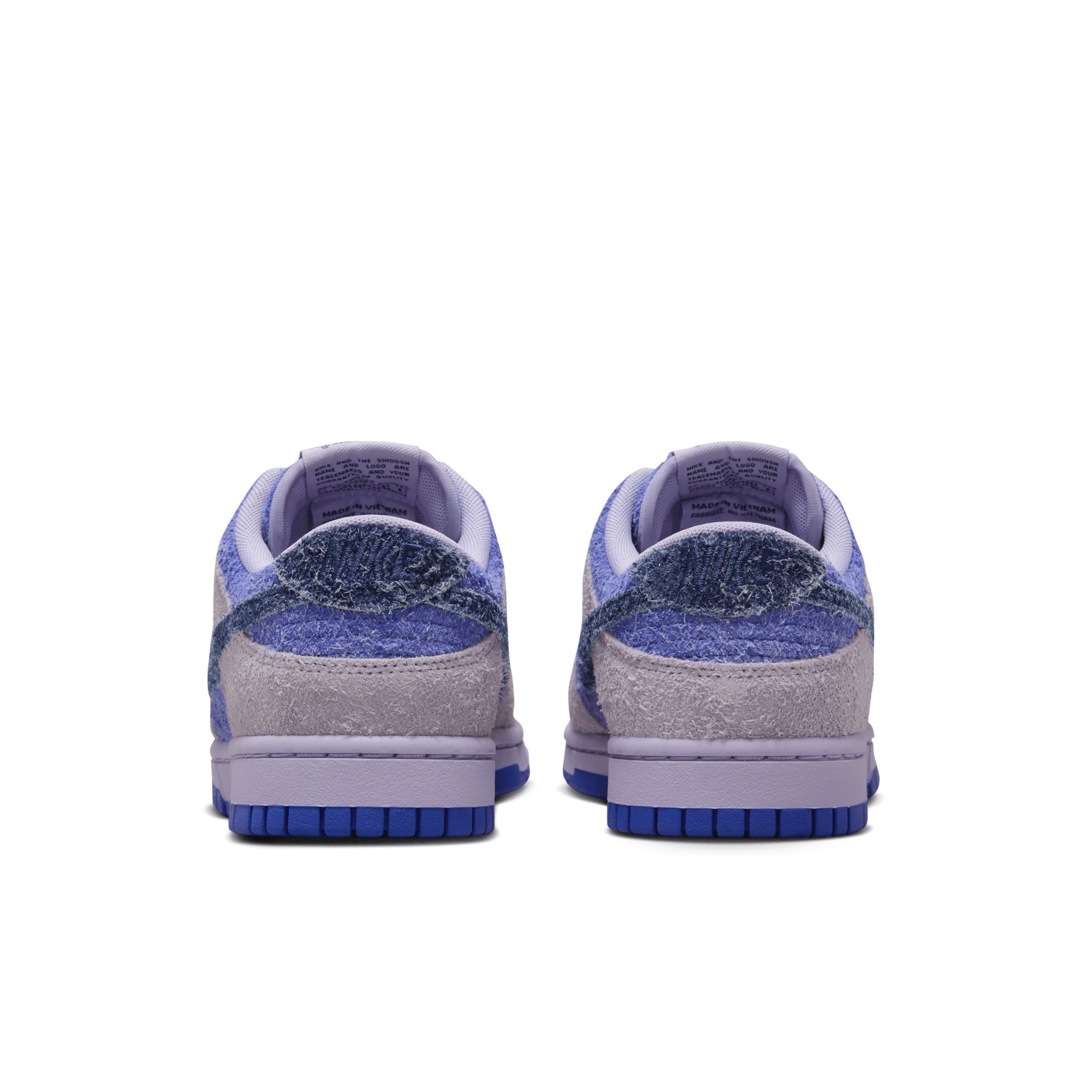 Nike Women's Dunk Low SE Shoes Product Image