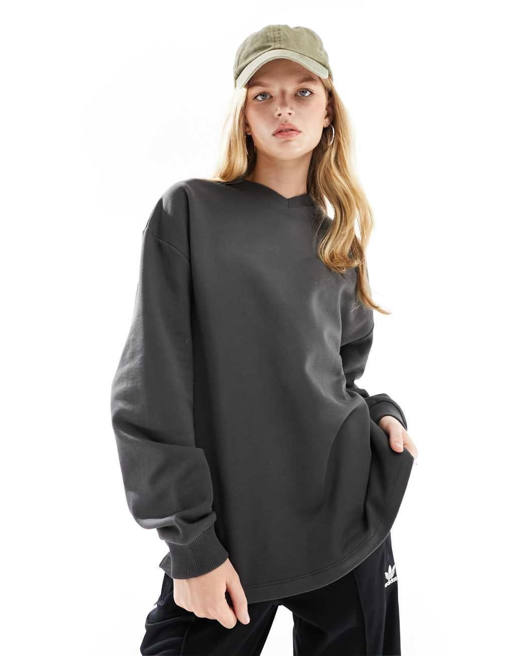 COLLUSION oversized v-neck sweat shirt in charcoal product image