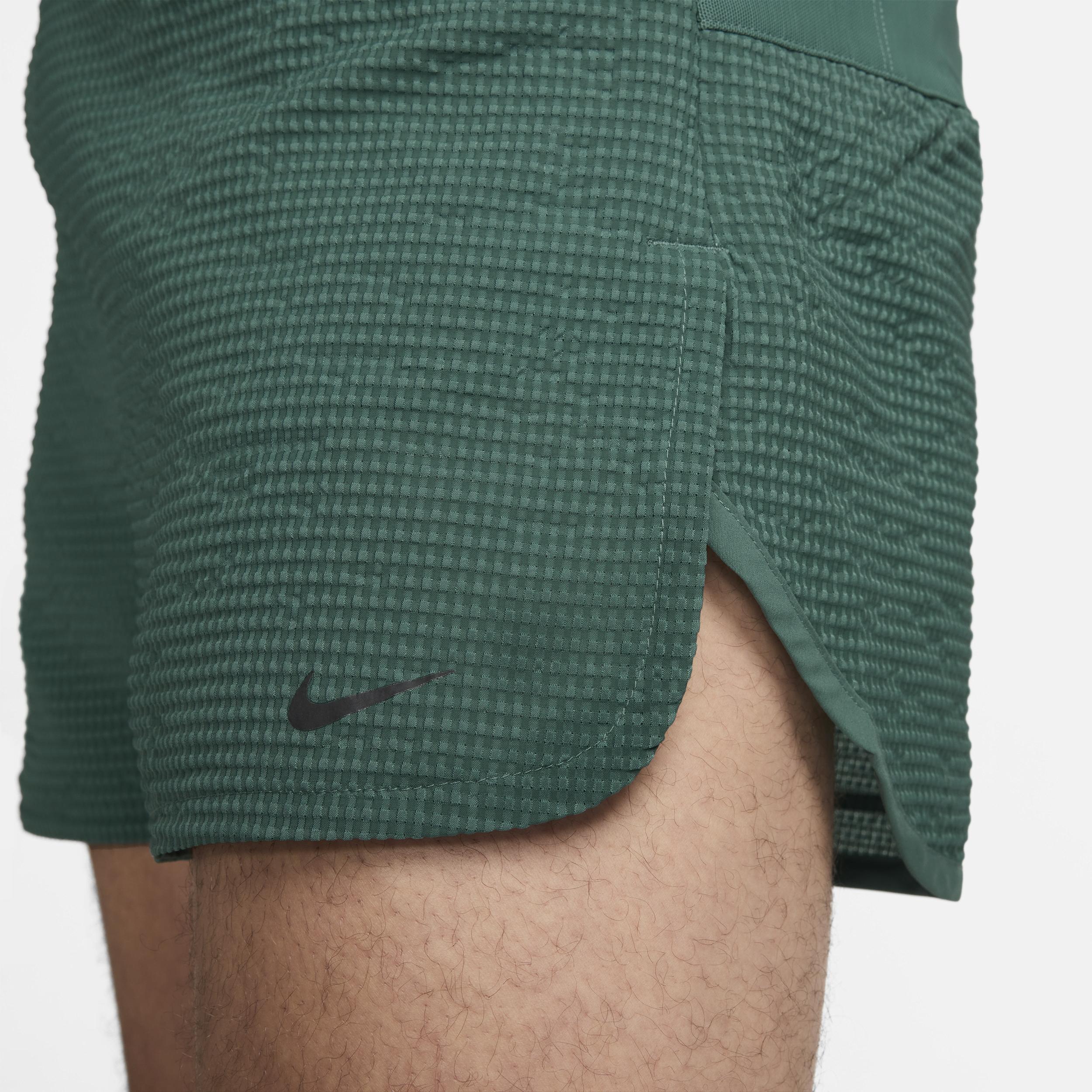 Nike Men's Running Division Dri-FIT ADV 4" Brief-Lined Running Shorts Product Image