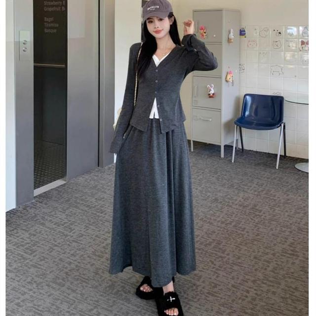 Set: Long-Sleeve V-Neck Mock Two Piece Top + Mid Rise Plain Maxi A-Line Skirt Product Image