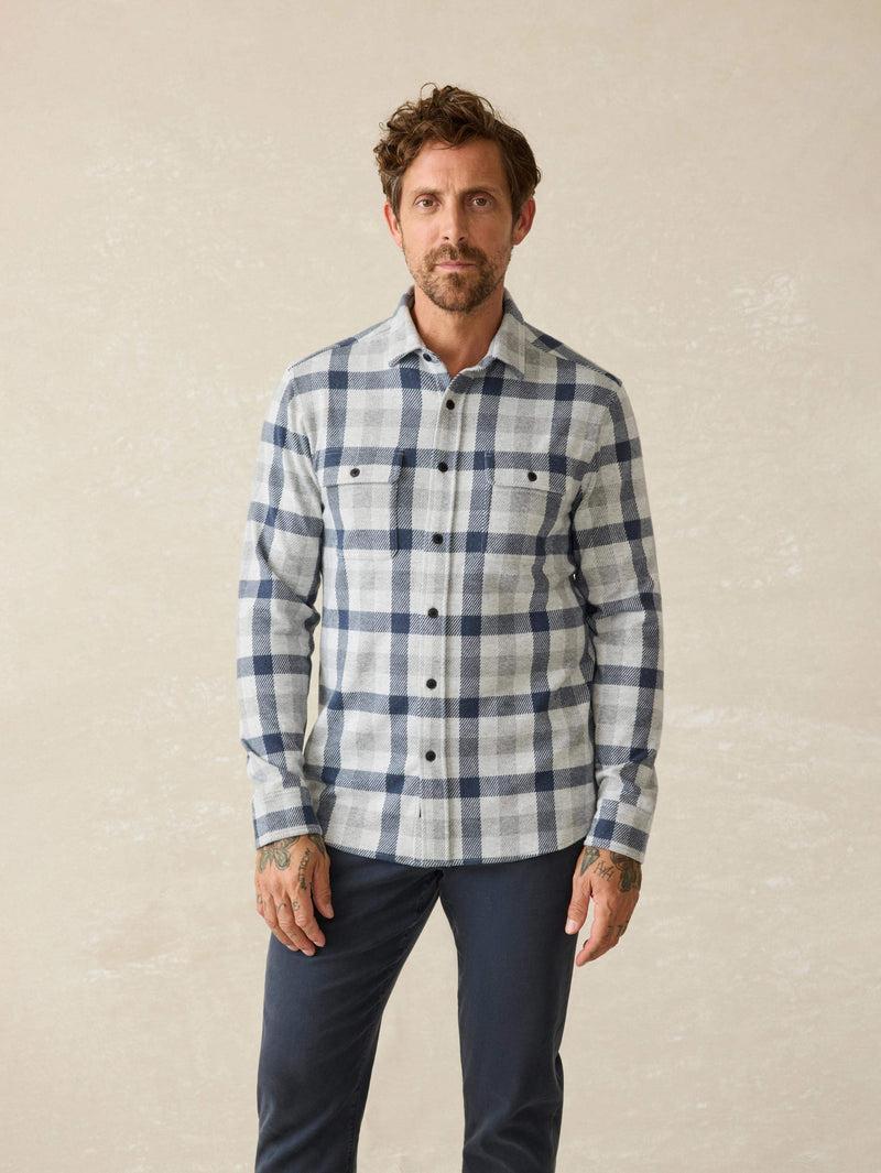 Legend™ Sweater Shirt - Snowy Night Check Product Image