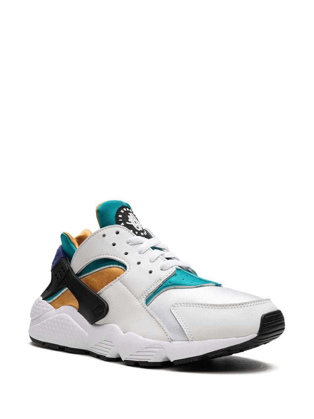 Air Huarache Low-top Sneakers In White Product Image