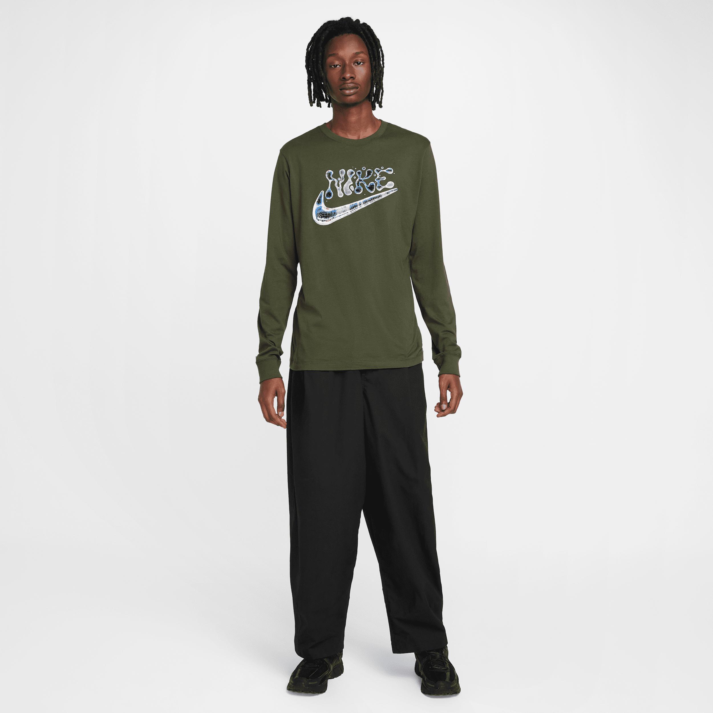 Men's Nike Sportswear Club Long-Sleeve T-Shirt Product Image