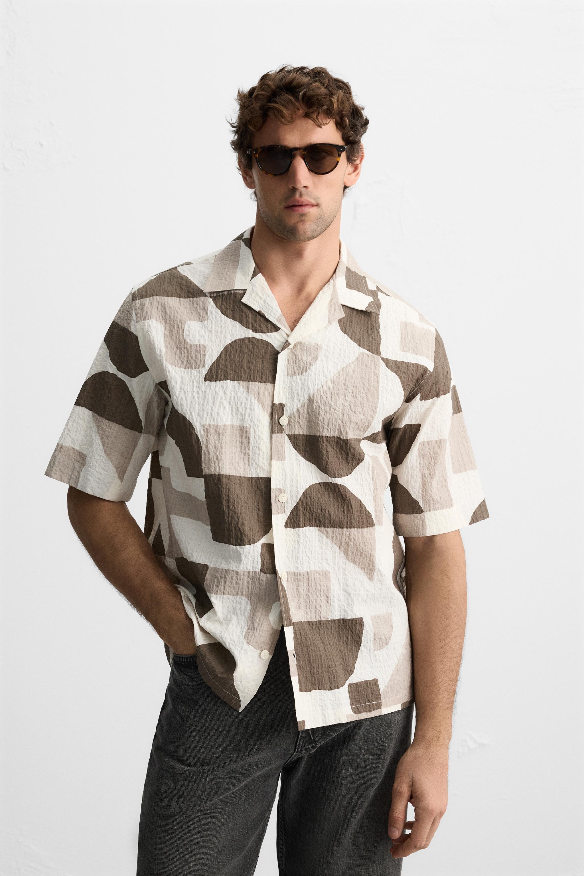 GEOMETRIC PRINT SHIRT Product Image