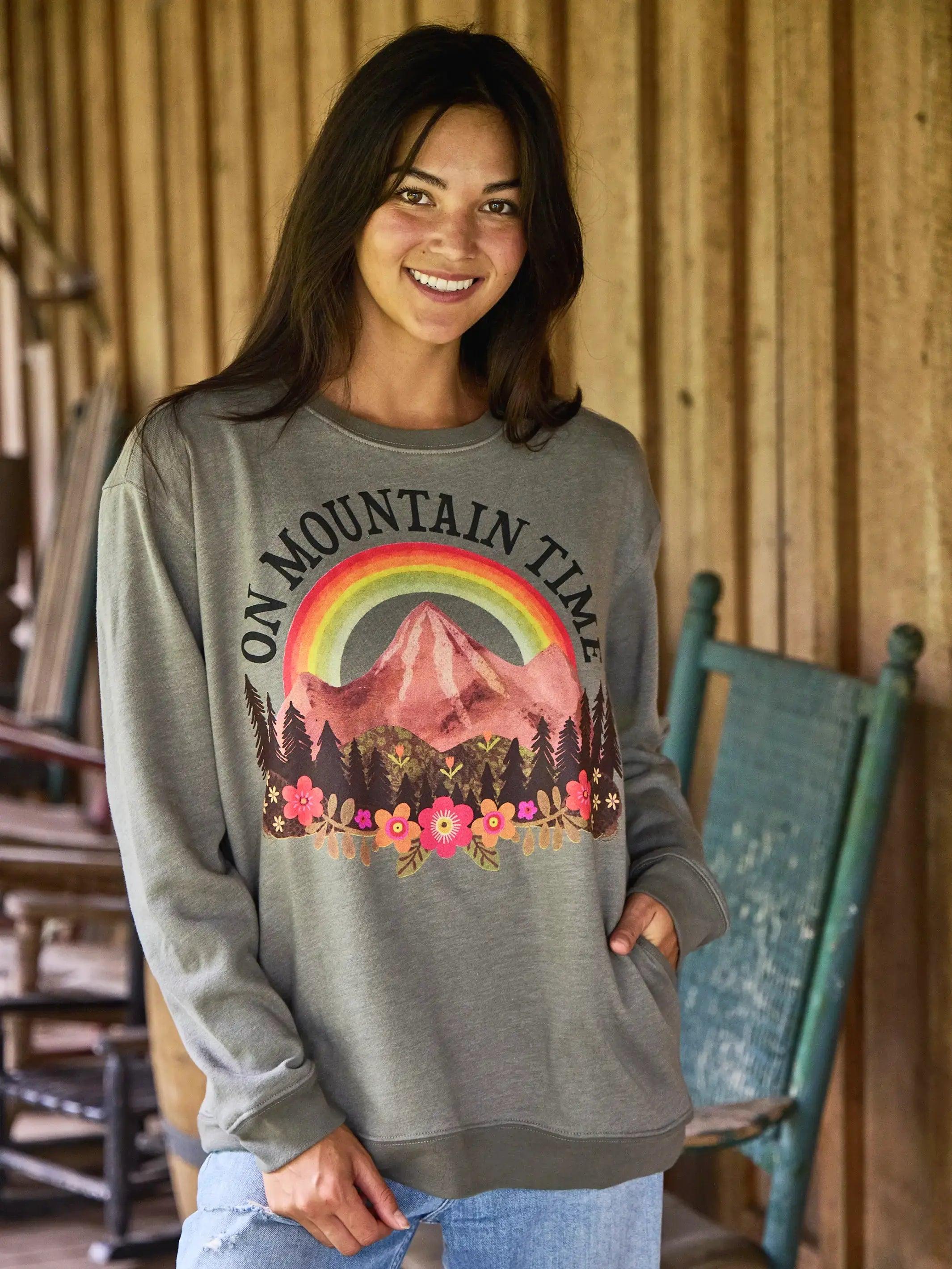 Comfy Pocket Sweatshirt - Mountain Time Product Image