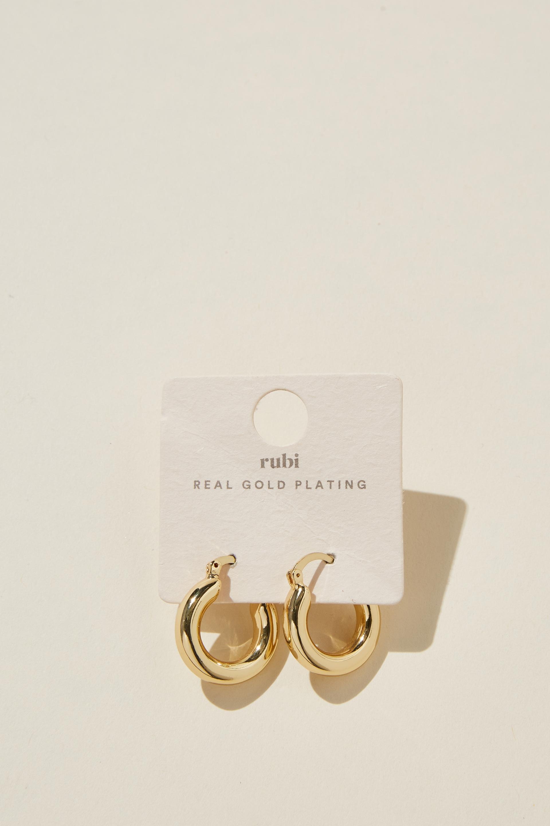 Mid Hoop Earring Product Image