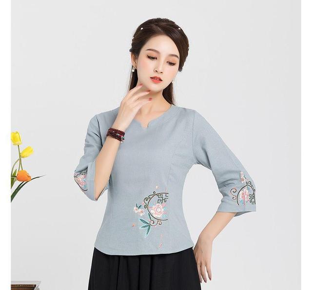 3/4-Sleeve Floral Embroidered Cheongsam Top Product Image