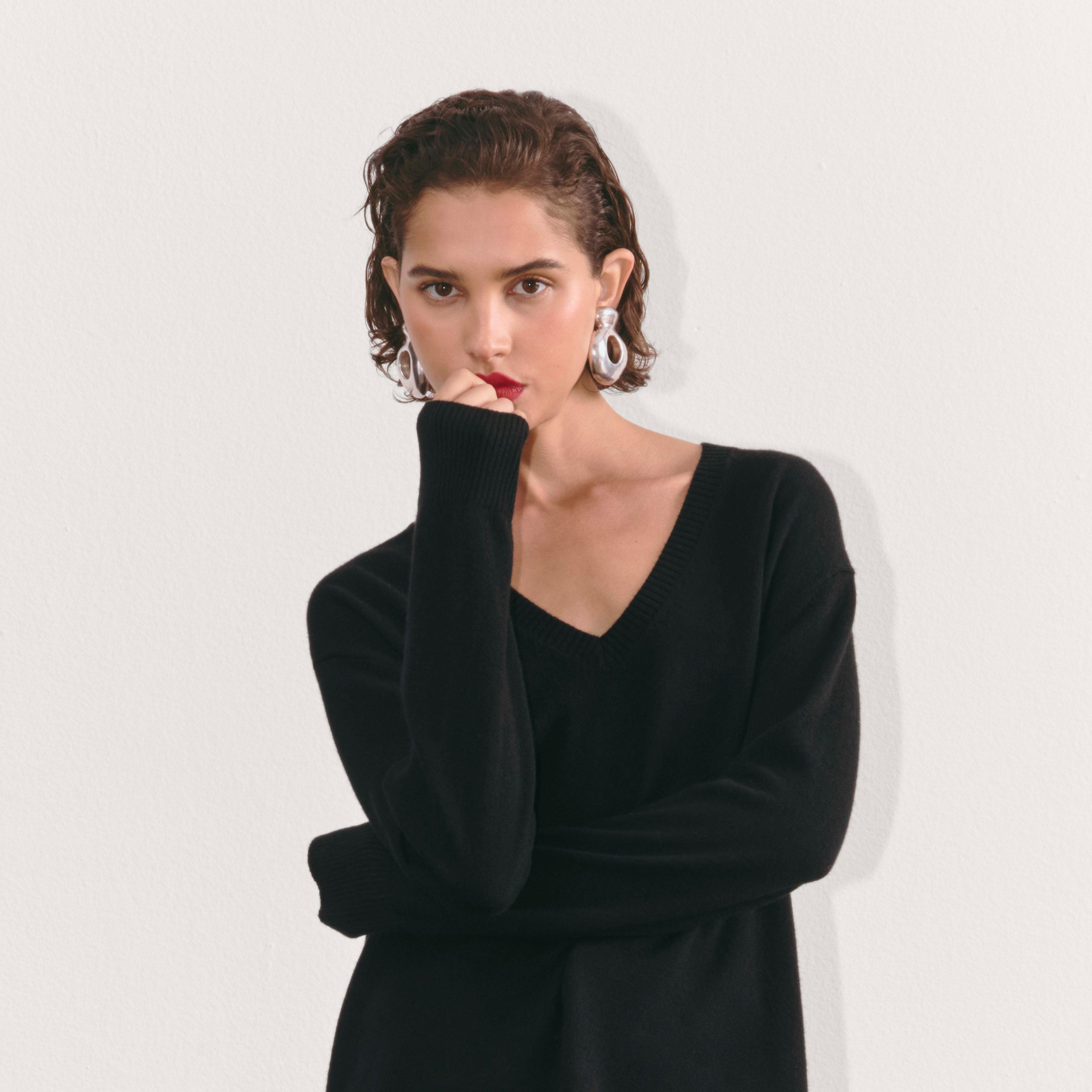 Womens Classic V in Cashmere Sweater by Everlane product image