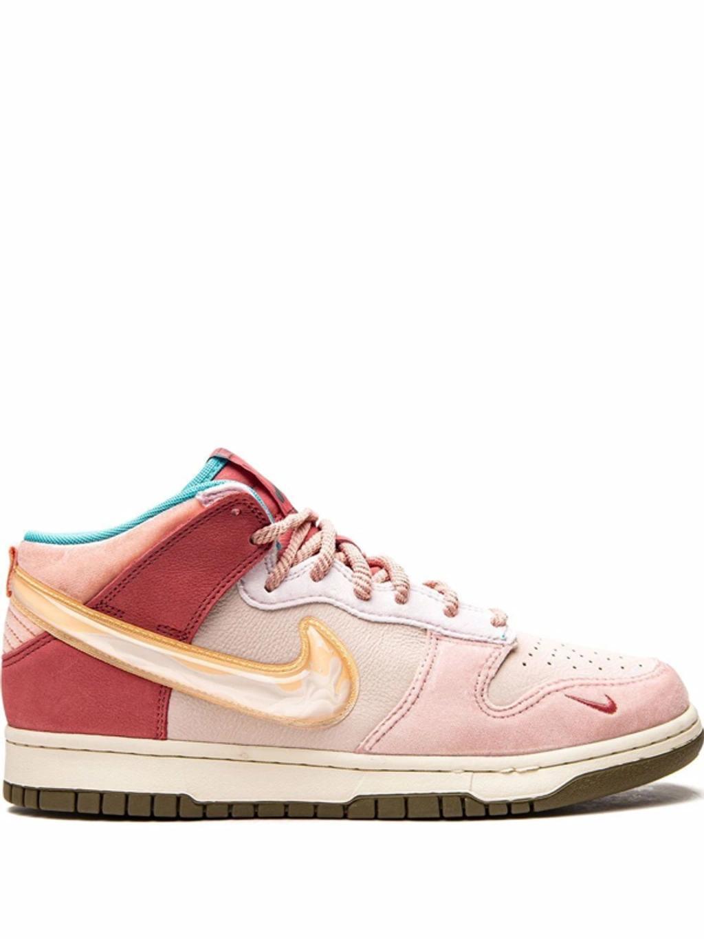 X Social Status Dunk Mid Sneakers In Pink Product Image