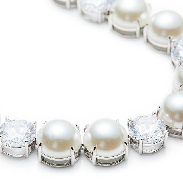 Itzel Pearl Necklace Product Image