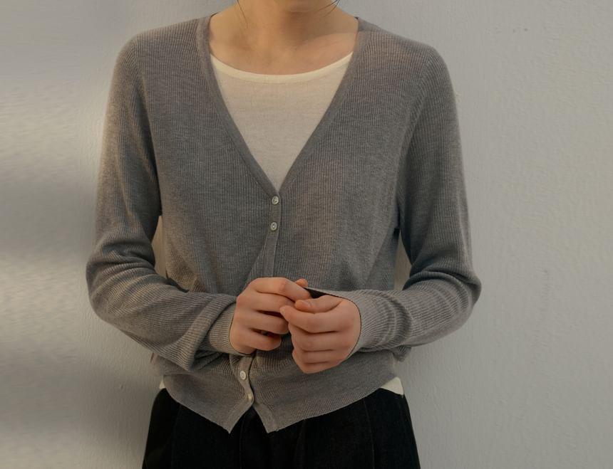 V-Neck Mock Two Piece Ribbed Knit Sweater Product Image