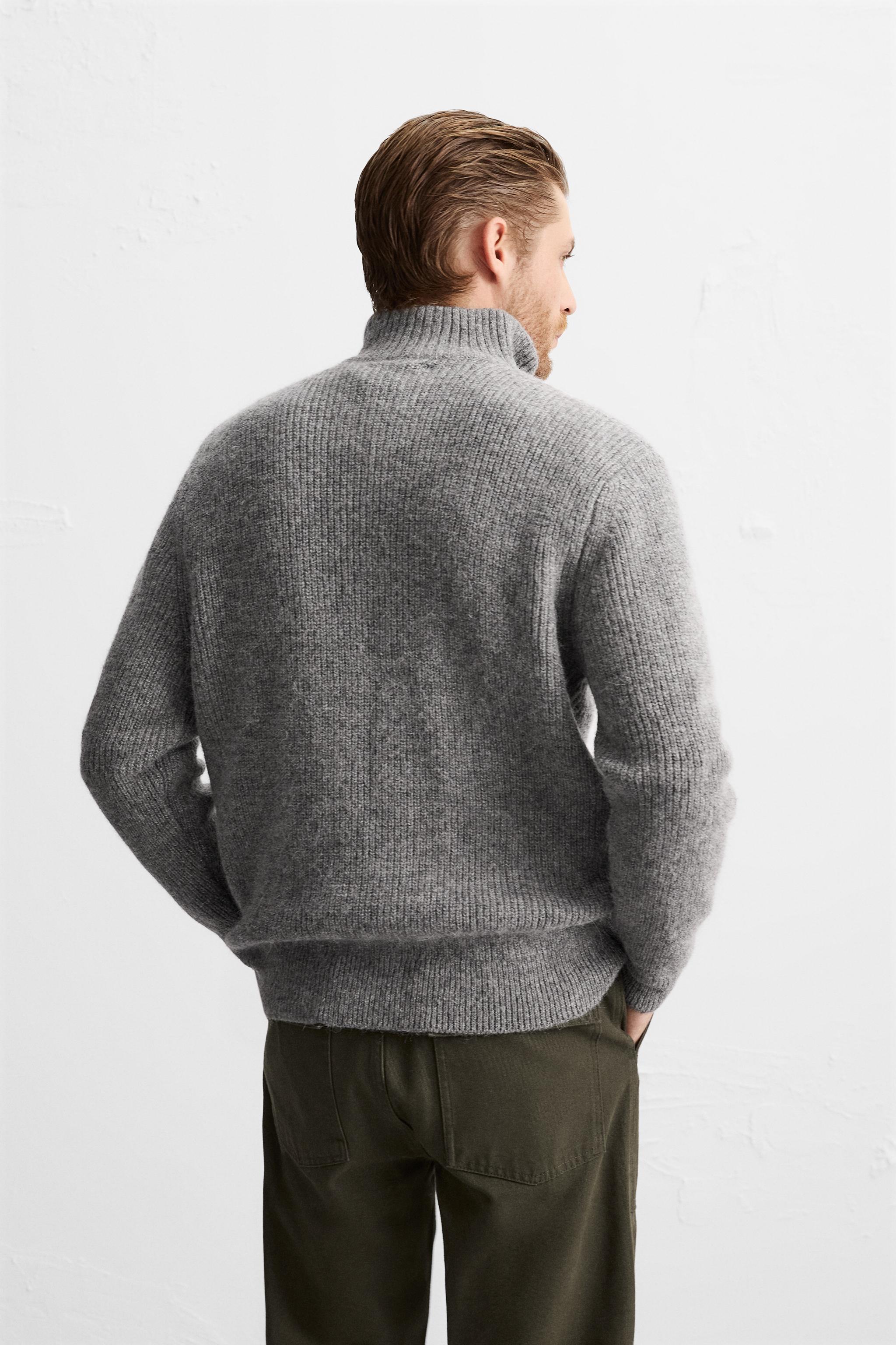 TEXTURED ZIPPERED COLLAR SWEATER Product Image