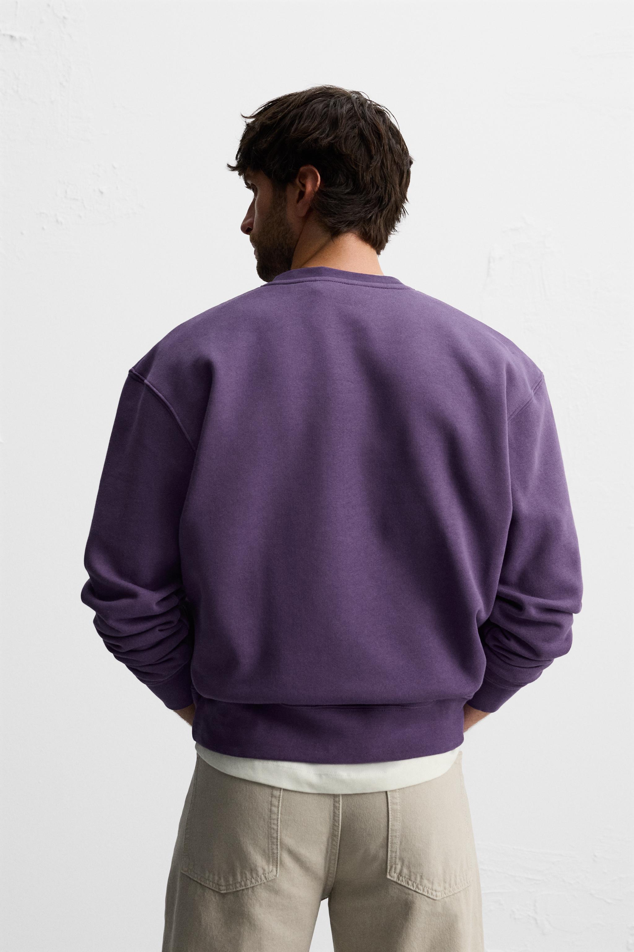 CREW NECK SWEATSHIRT Product Image