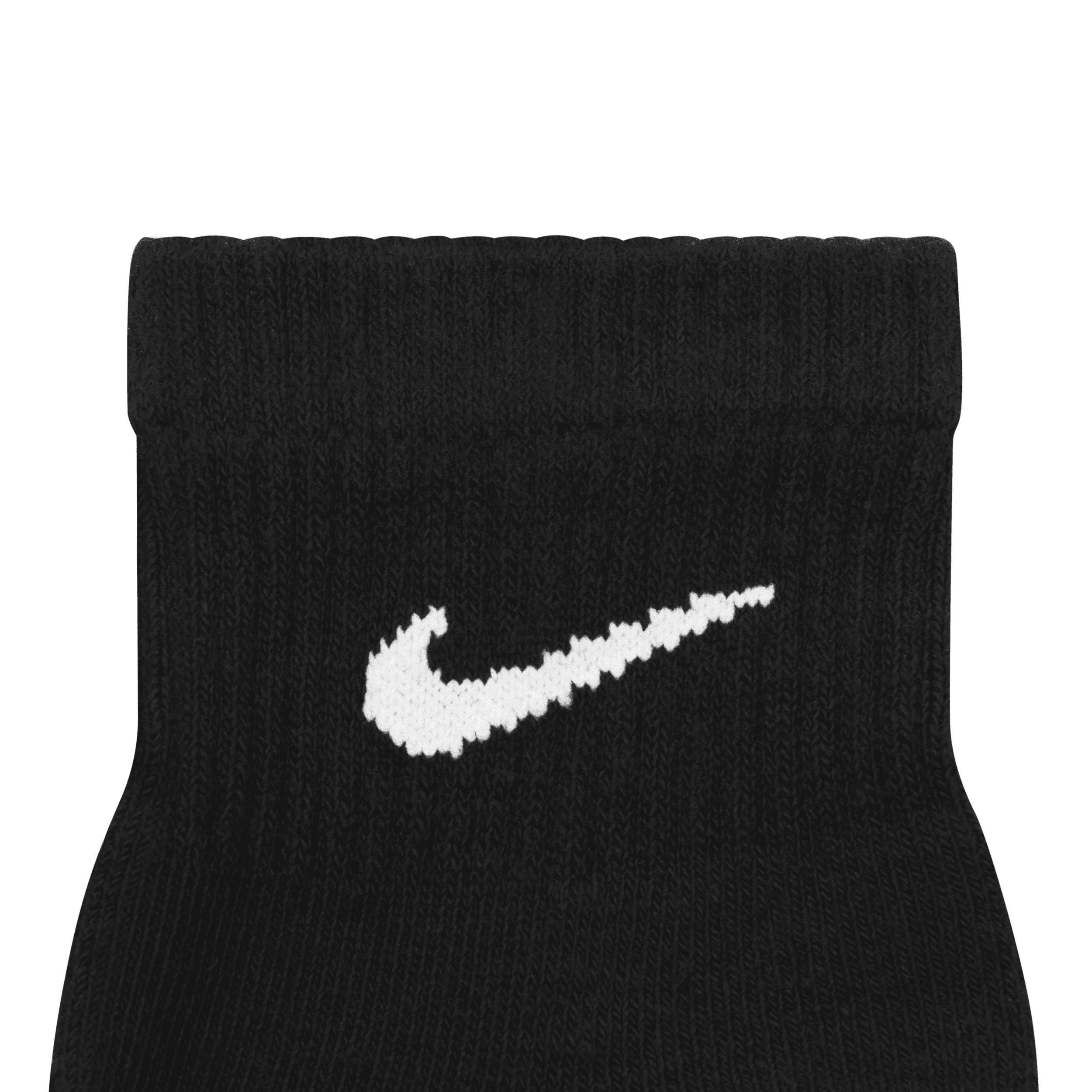 Nike Training Everyday Plus Cushioned 6 pack ankle socks in black Product Image