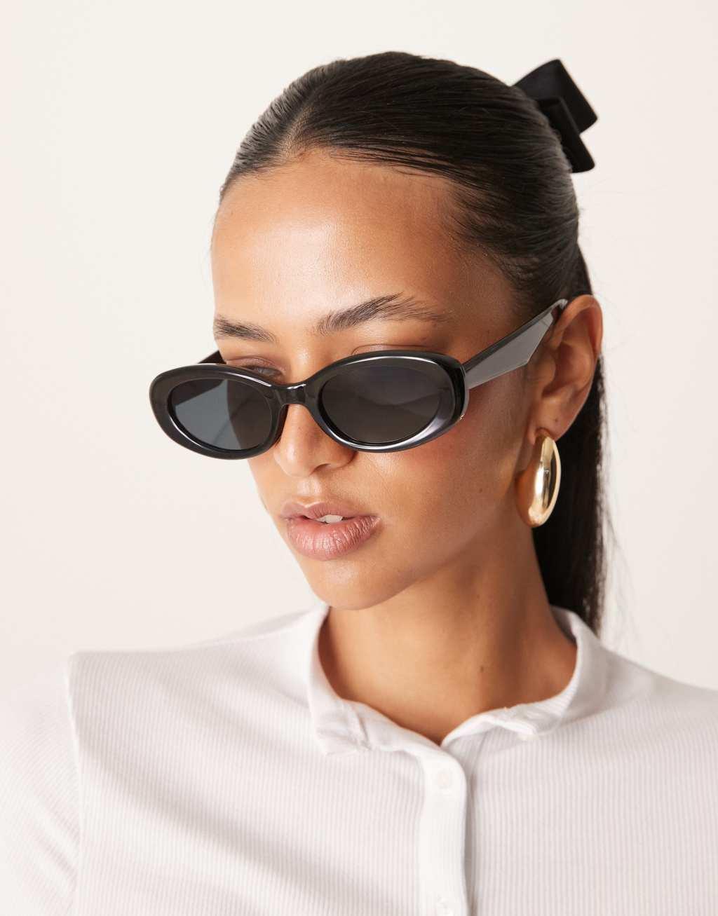 ASOS DESIGN oval sunglasses in shiny black product image