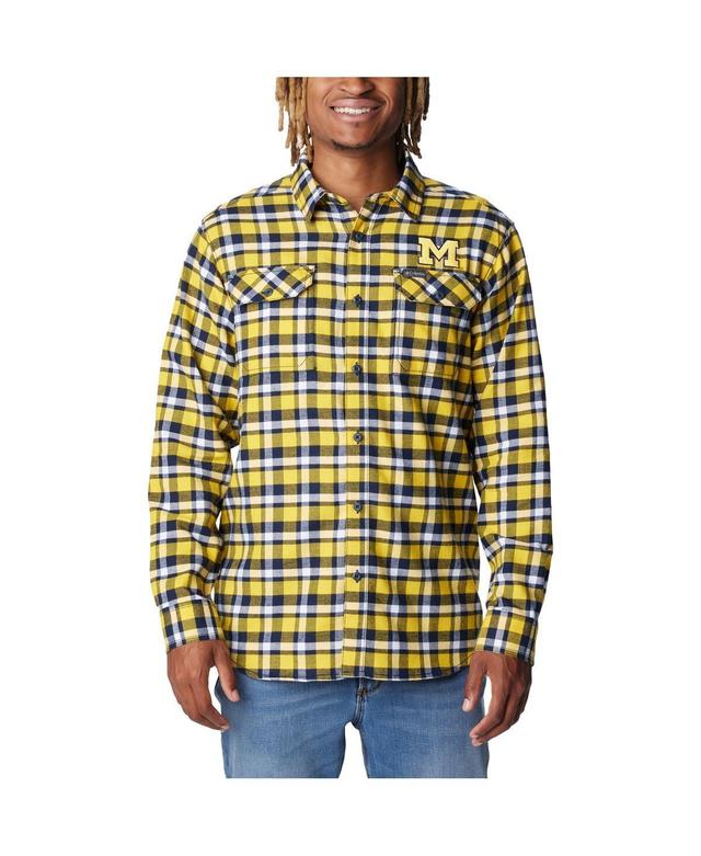 Columbia Men's Collegiate Flare Gun Flannel Long Sleeve Shirt - Michigan- Product Image