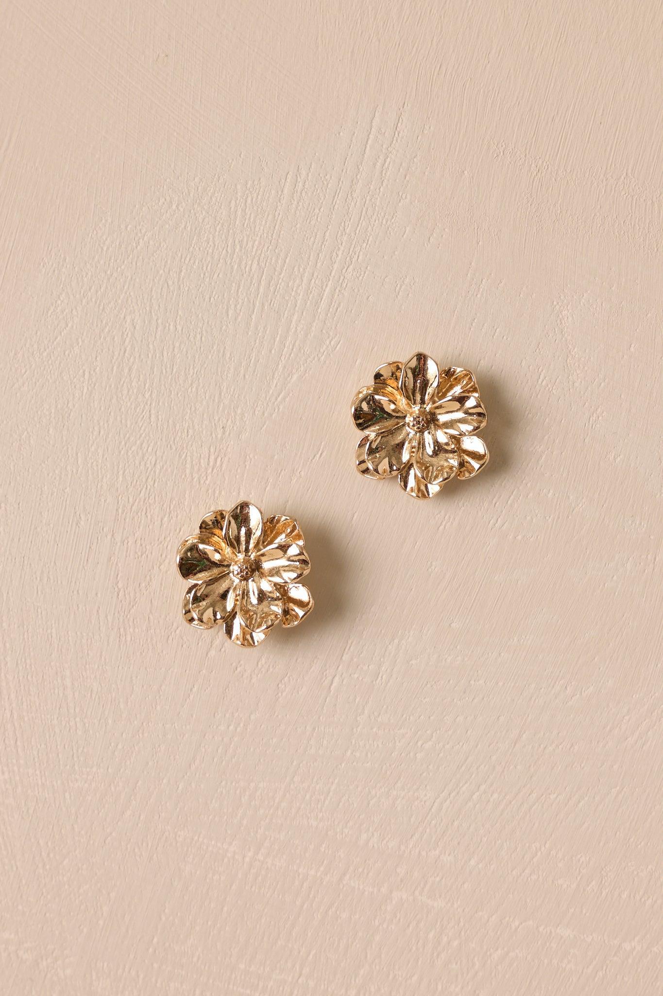 Sunlit Bloom Gold Flower Earrings Product Image