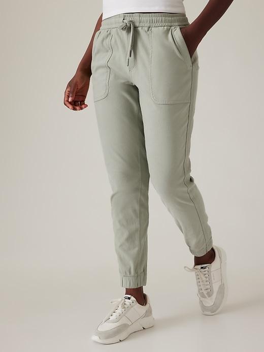 Farallon Jogger Product Image