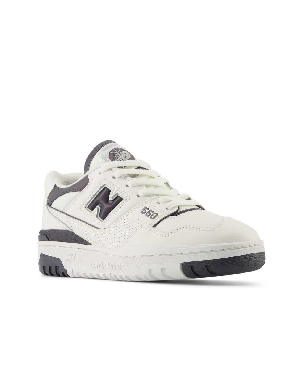 New Balance 550 sneakers in cream with gray details Product Image