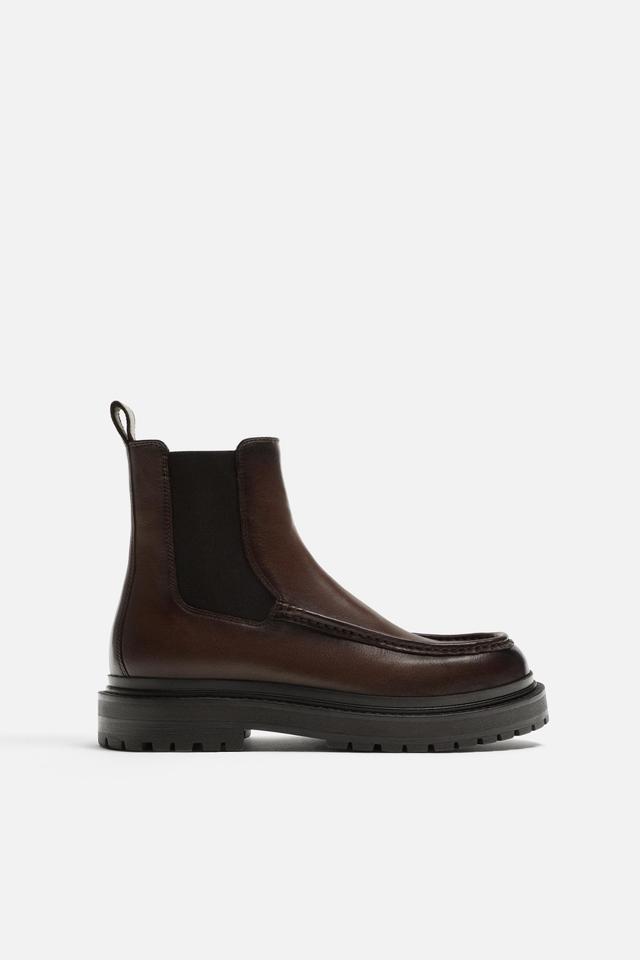 WIDE EDGE LEATHER CHELSEA BOOTS Product Image