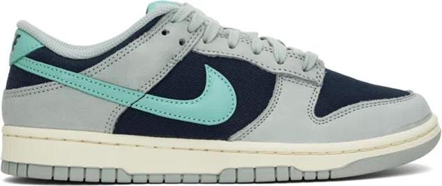 NIKE Dunk Low Retro Premium In Grau Product Image