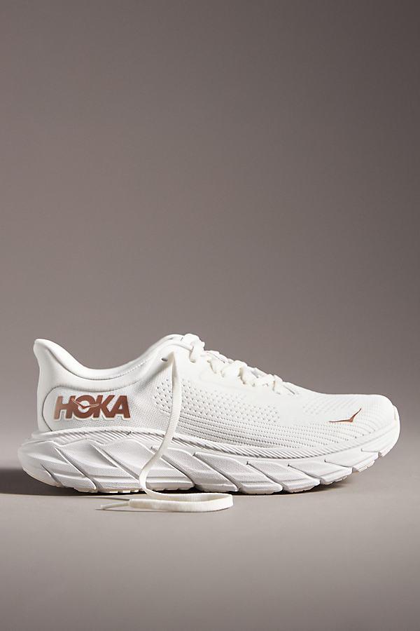 Womens HOKA Arahi 7 Product Image