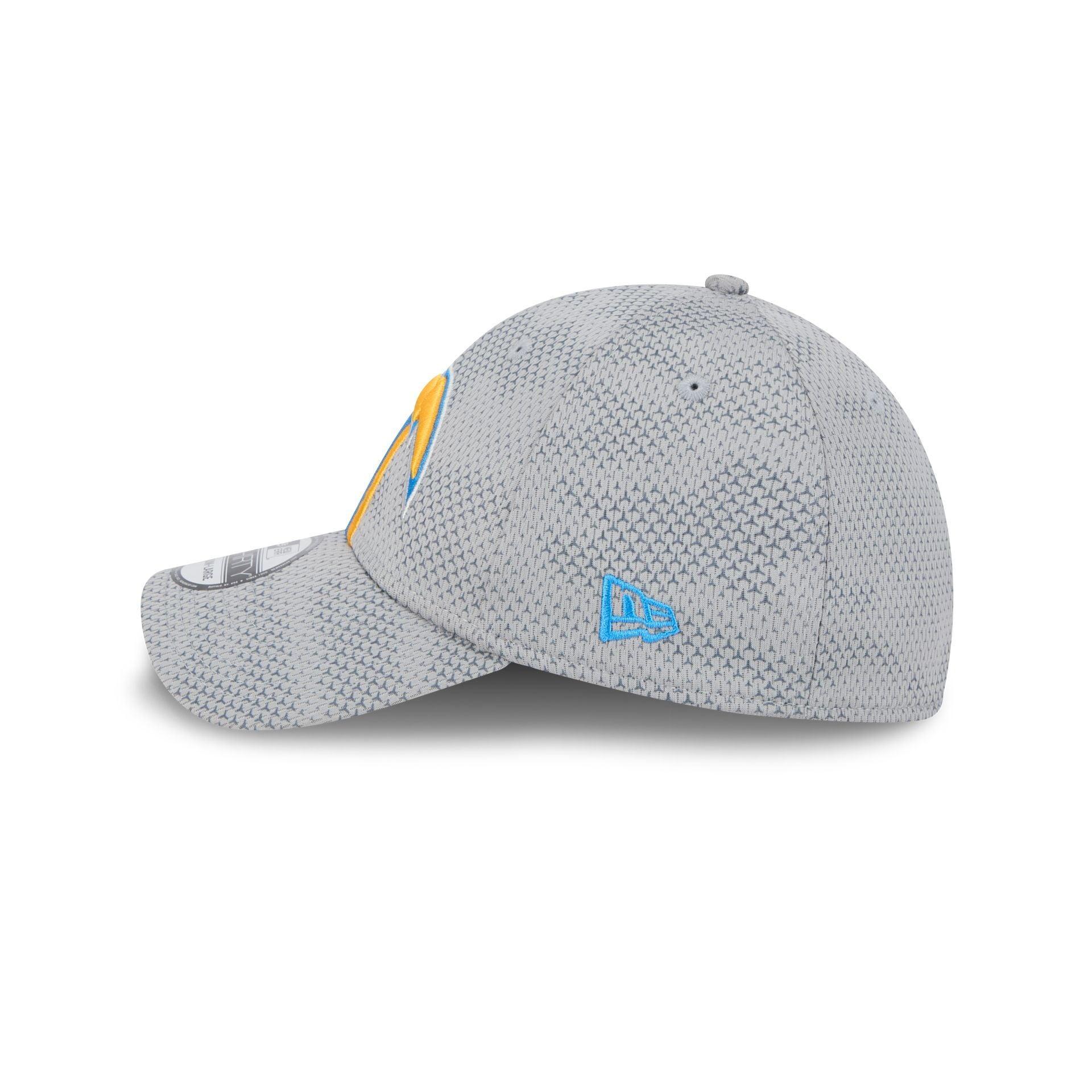 Los Angeles Chargers 2024 Sideline Gray 39THIRTY Stretch Fit Hat Male Product Image