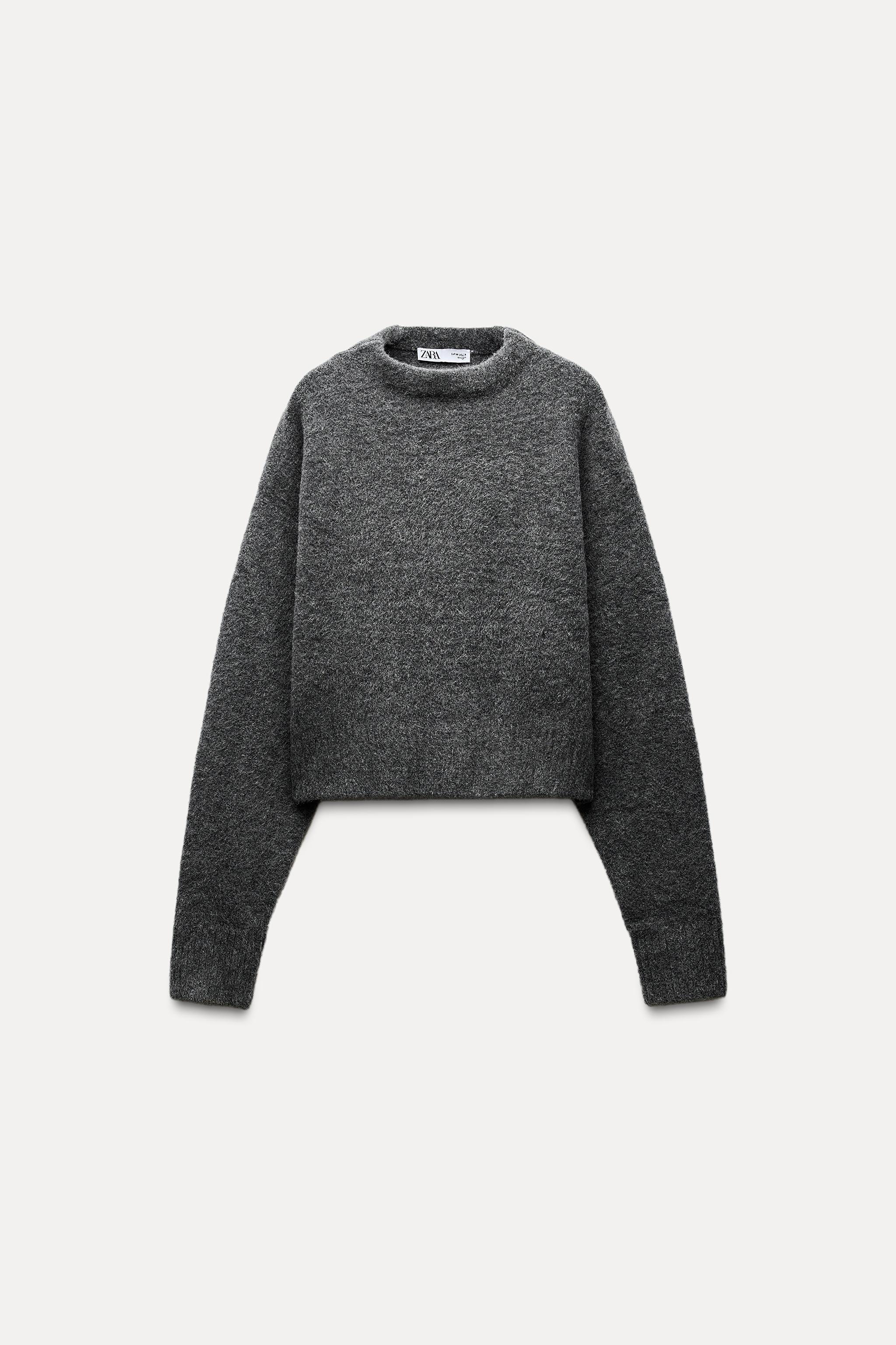 SOFT KNIT SHORT SWEATER Product Image