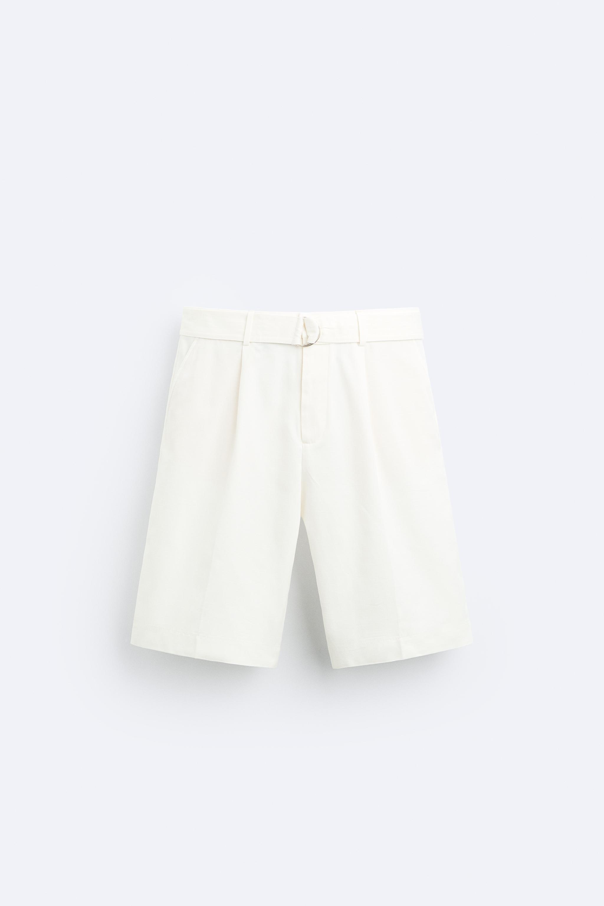 PLEATED BELTED SHORTS Product Image