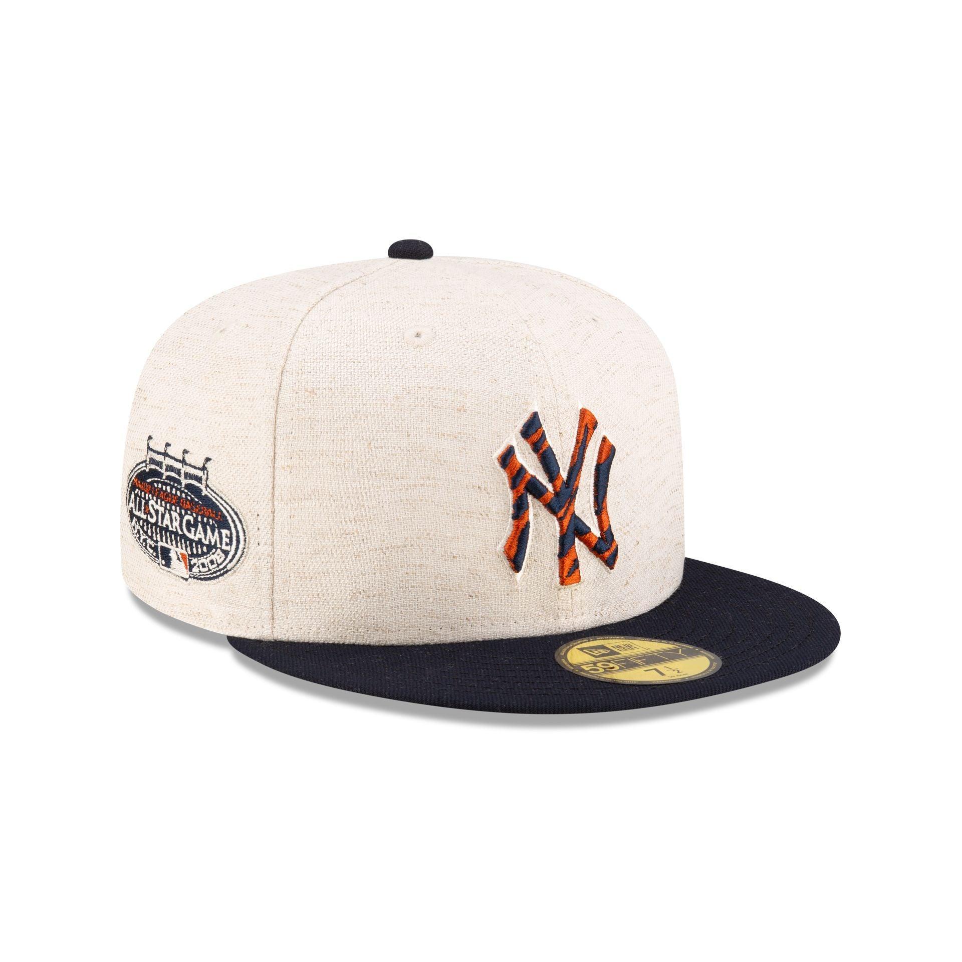 Just Caps Animal Fill New York Yankees 59FIFTY Fitted Hat Male Product Image