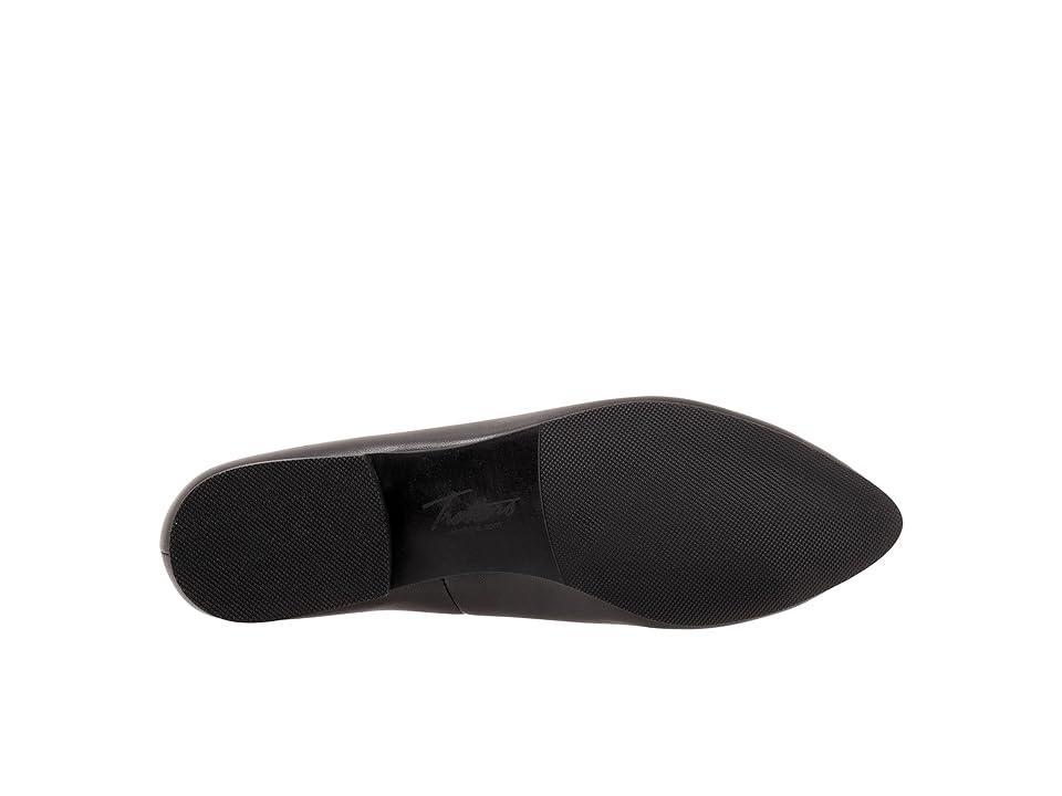 Trotters Hannah Pointed Toe Flat Product Image