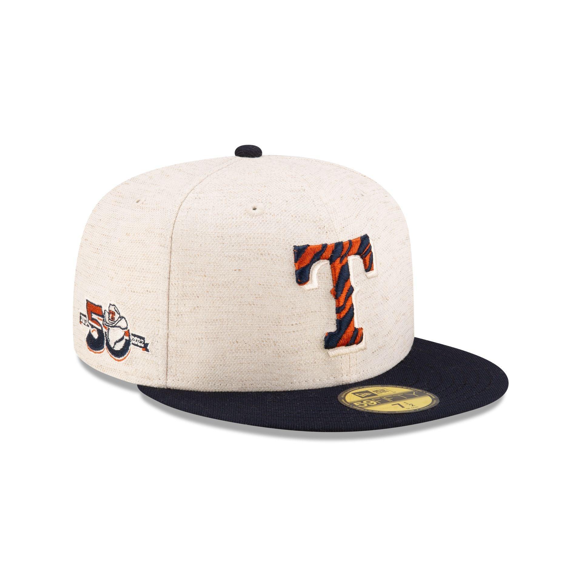 Just Caps Animal Fill Texas Rangers 59FIFTY Fitted Hat Male Product Image