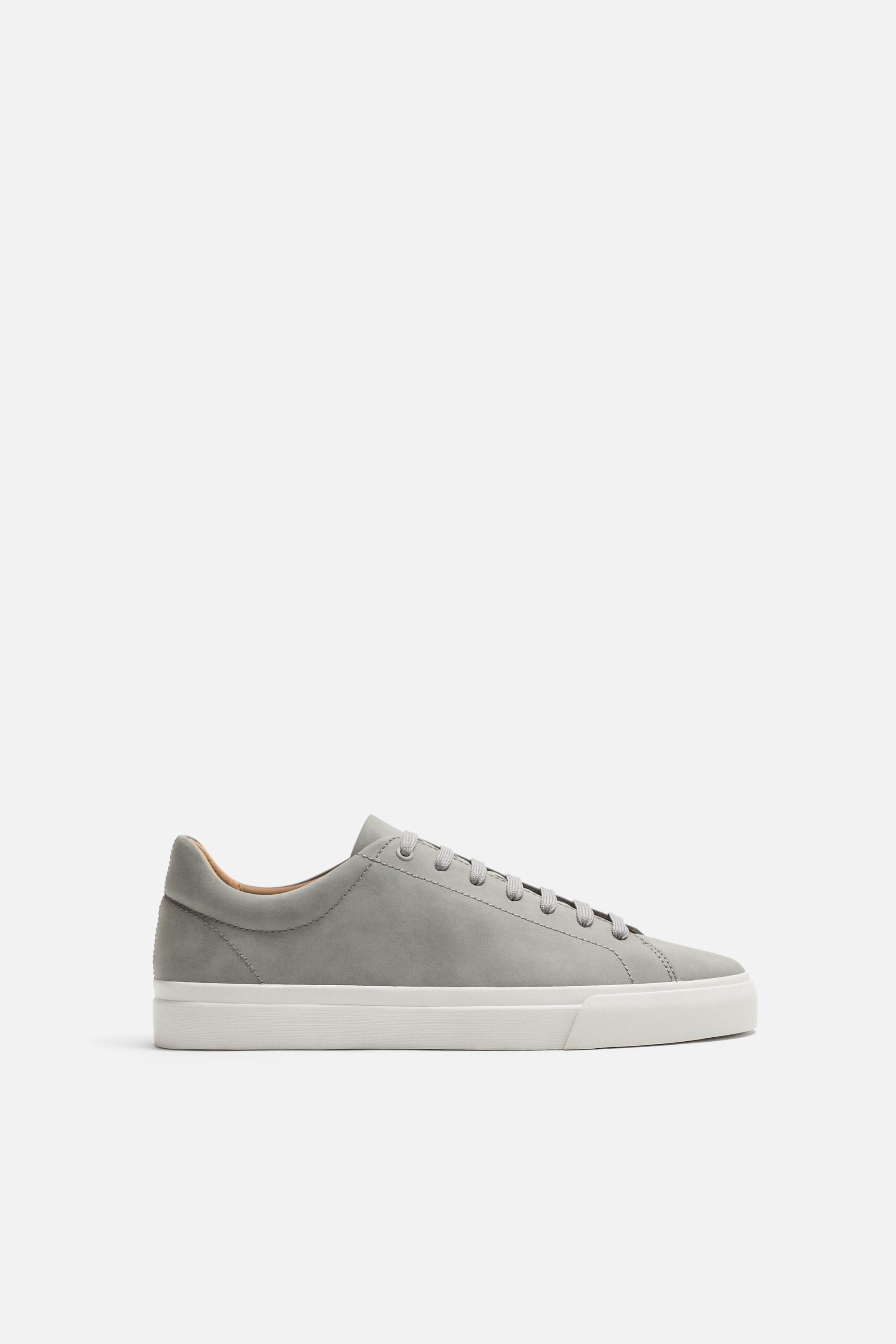 BASIC SNEAKERS Product Image