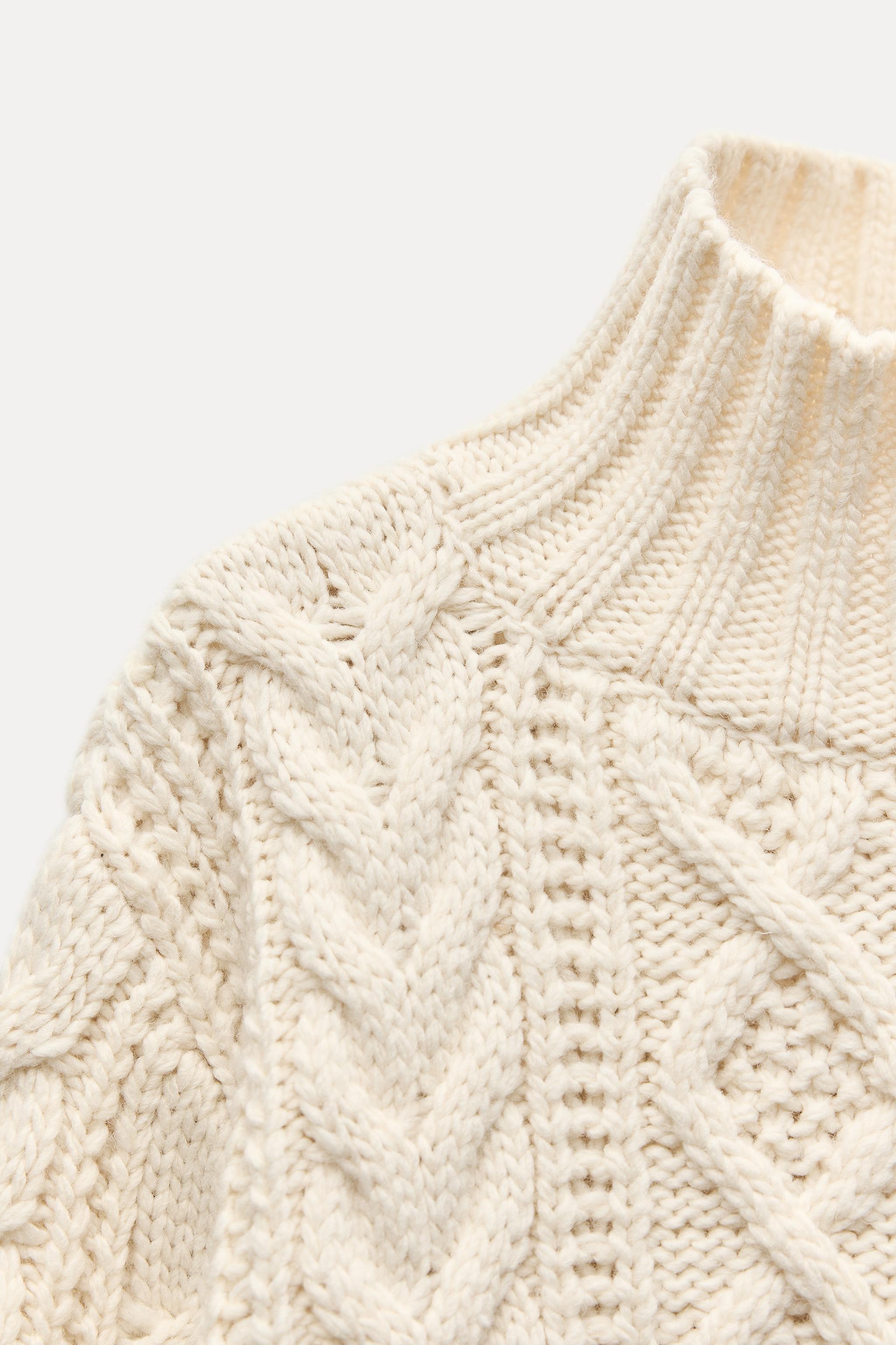 CABLE KNIT SWEATER Product Image