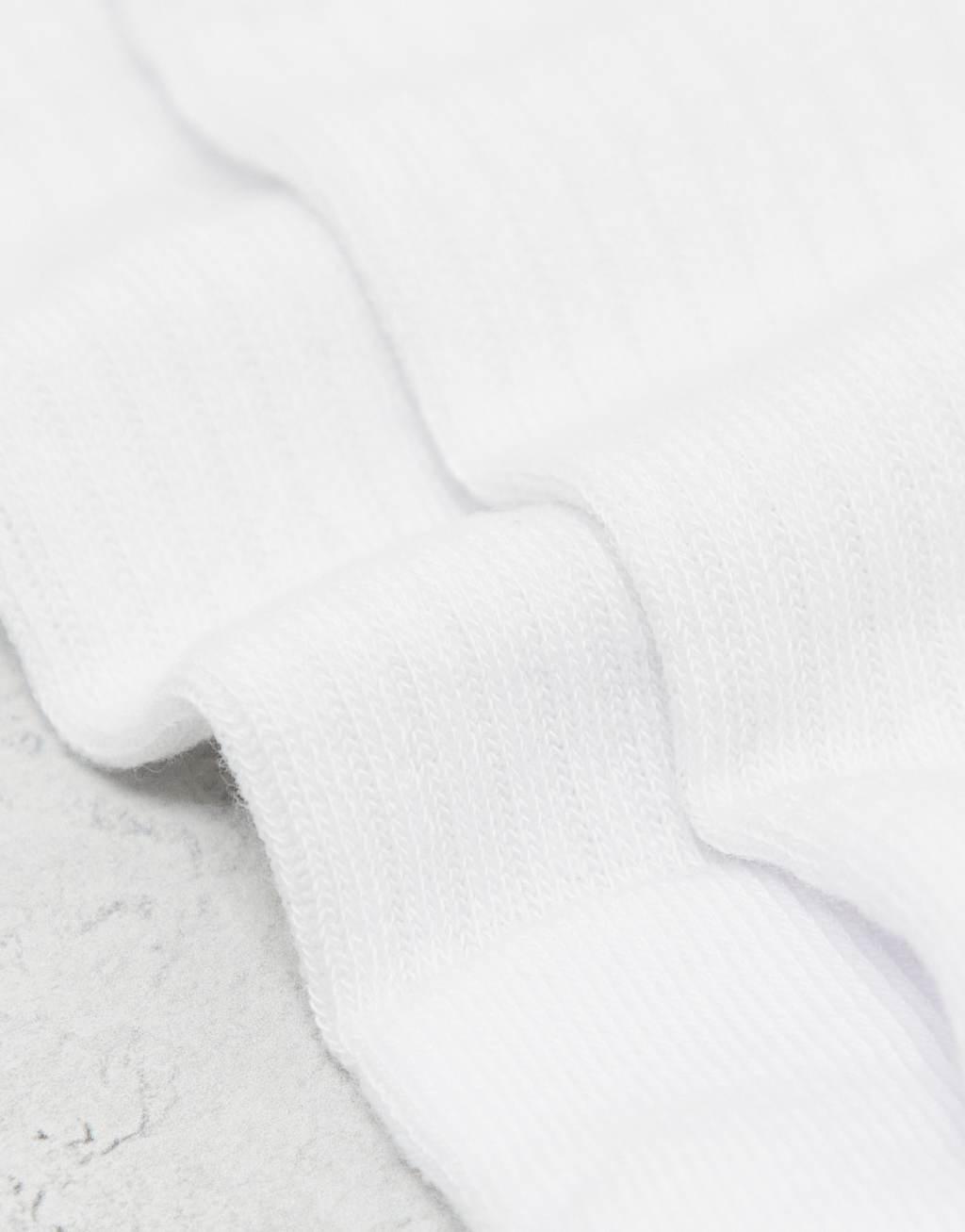 ASOS DESIGN 5-pack sport socks in white Product Image