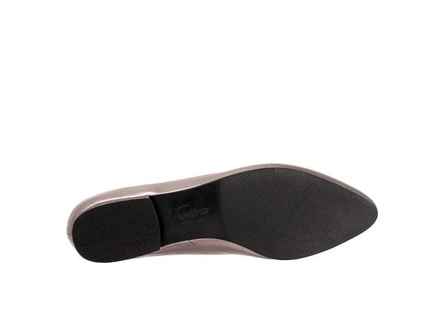 Trotters Harlowe Women's Flat Shoes Product Image