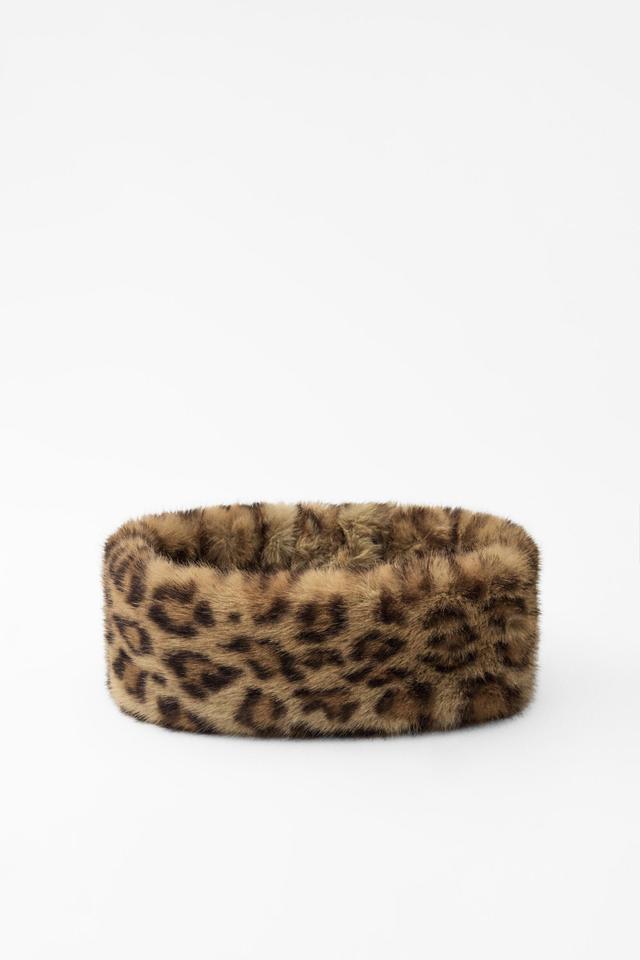 FAUX FUR ANIMAL PRINT HEADBAND Product Image