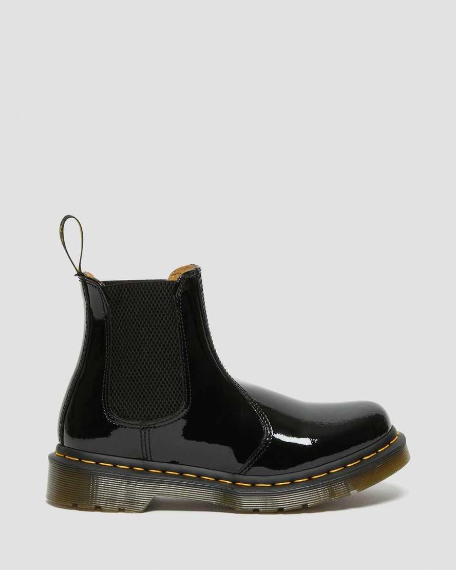 2976 Women's Patent Leather Chelsea Boots Product Image